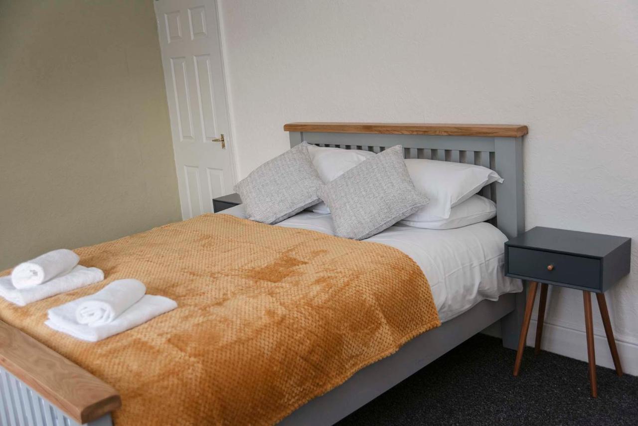 Six Bells Retreat Villa Abertillery Buitenkant foto