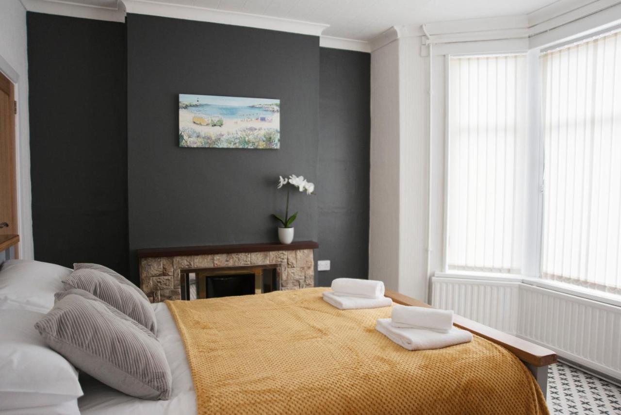 Six Bells Retreat Villa Abertillery Buitenkant foto
